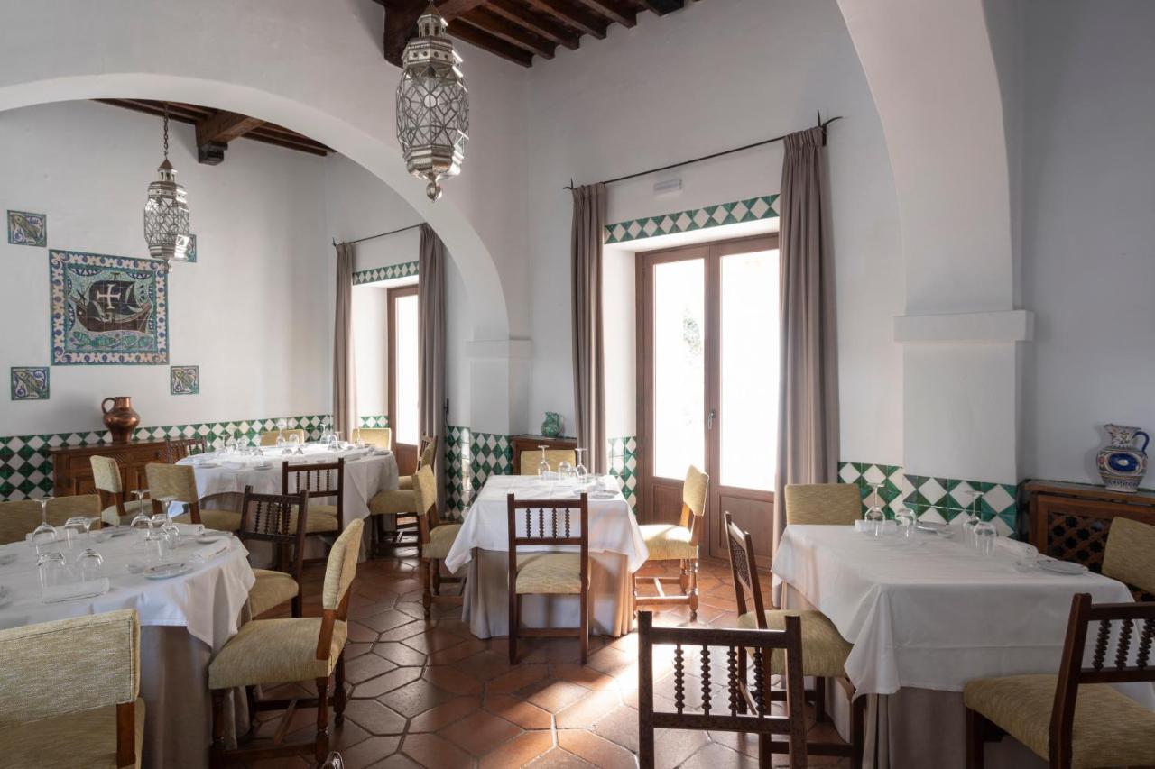 Parador De Guadalupe Guadalupe  Ngoại thất bức ảnh