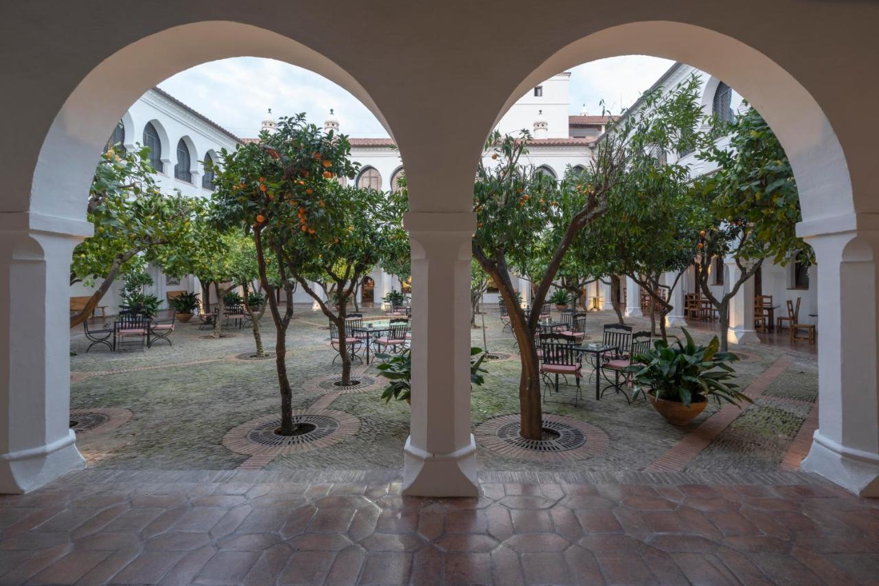 Parador De Guadalupe Guadalupe  Ngoại thất bức ảnh