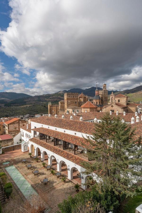 Parador De Guadalupe Guadalupe  Ngoại thất bức ảnh