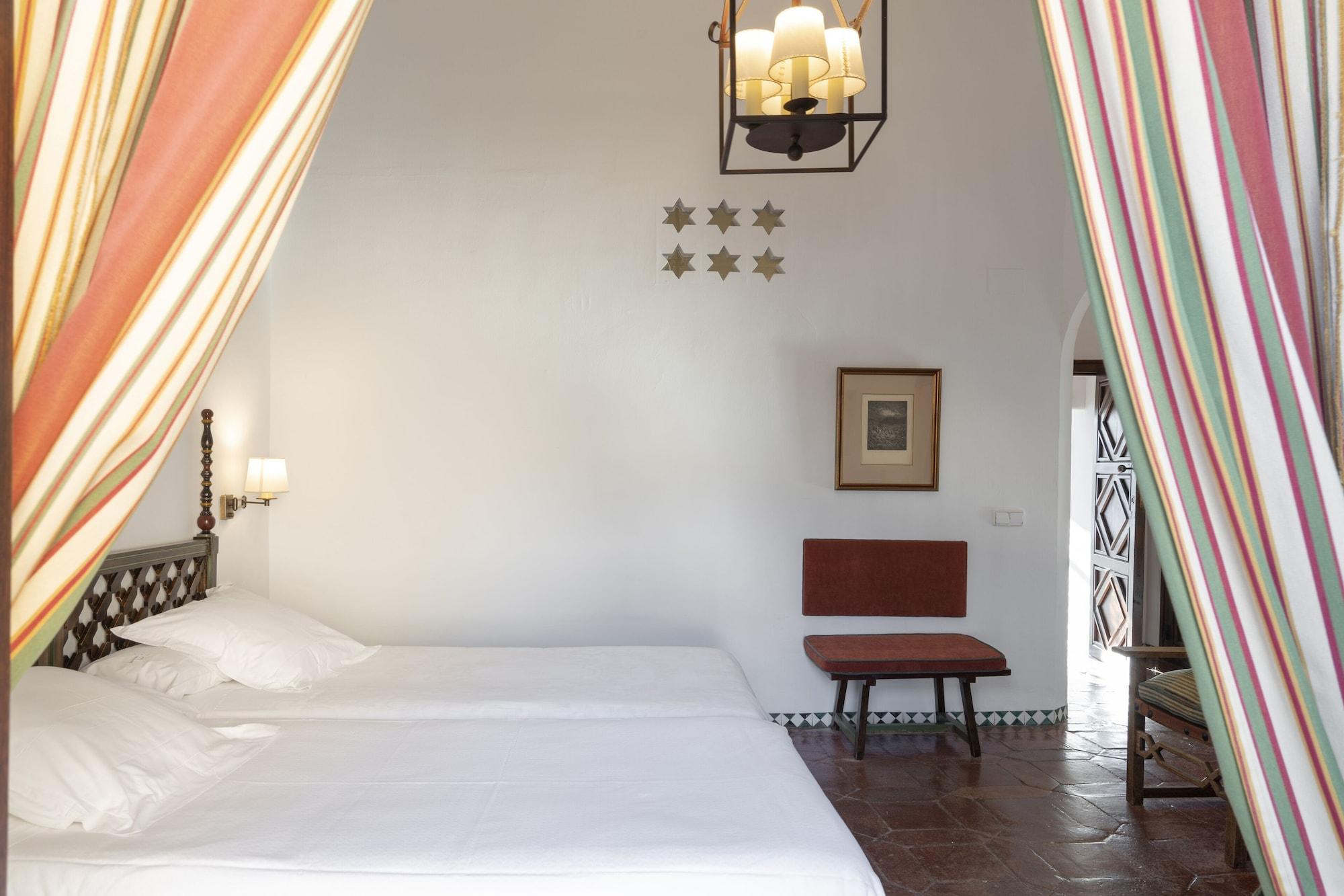 Parador De Guadalupe Guadalupe  Ngoại thất bức ảnh